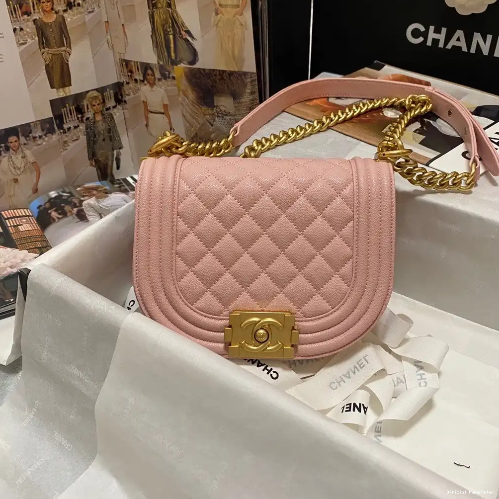HyperPeter CHANEL MESSENGER BAG BOY SMALL 0619